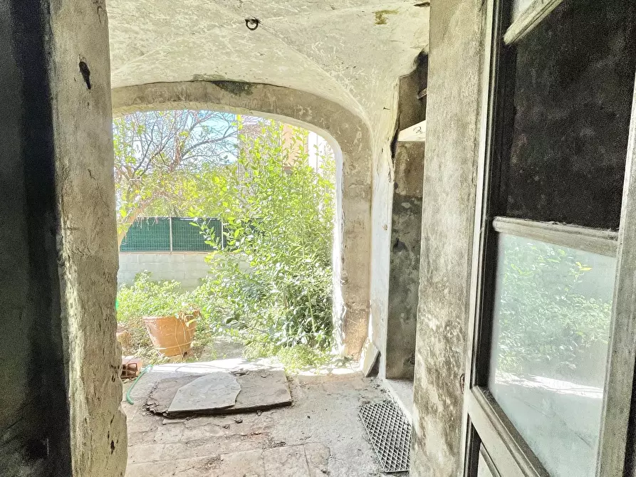 Immagine 52 di Porzione di casa in vendita  a Camaiore
