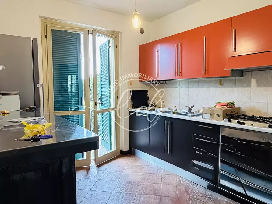 Immagine 19 di Villetta a schiera in vendita  a Pietrasanta