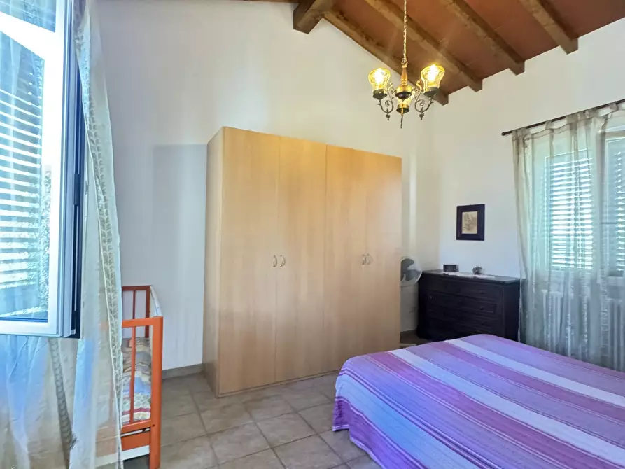 Immagine 31 di Casa indipendente in affitto  a Seravezza