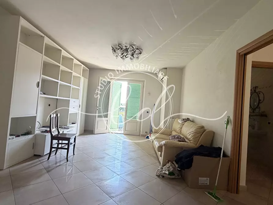Immagine 38 di Quadrilocale in vendita  a Camaiore