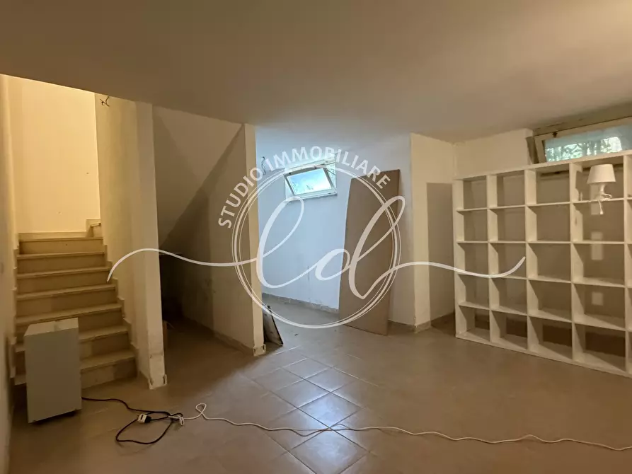 Immagine 65 di Villetta a schiera in vendita  a Pietrasanta