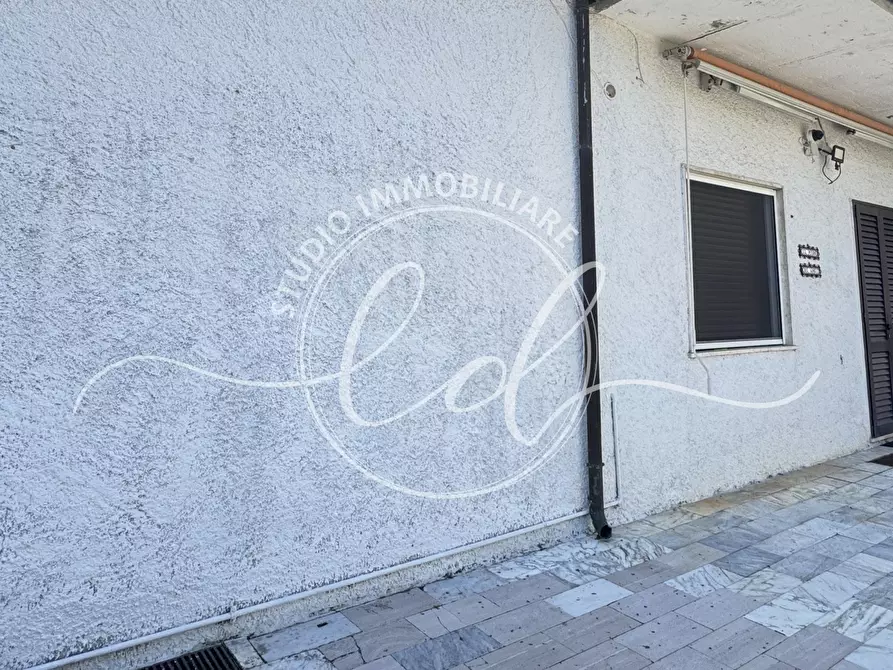 Immagine 29 di Trilocale in vendita  a Pietrasanta