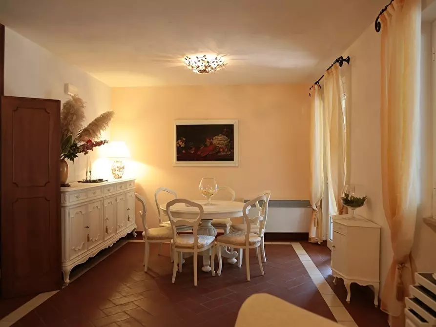 Immagine 13 di Casa indipendente in affitto  a Forte Dei Marmi