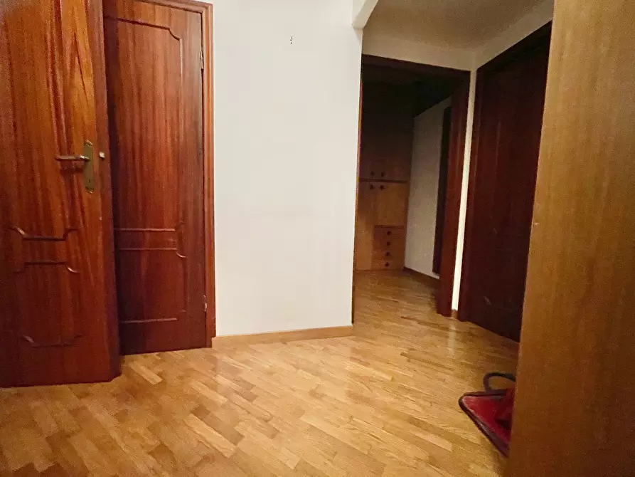 Immagine 24 di Quadrilocale in vendita  a Seravezza