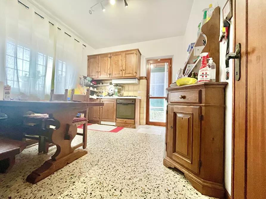 Immagine 20 di Casa indipendente in vendita  a Camaiore