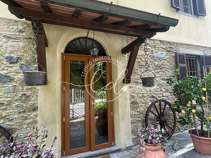 Immagine 6 di Porzione di casa in vendita  a Massarosa