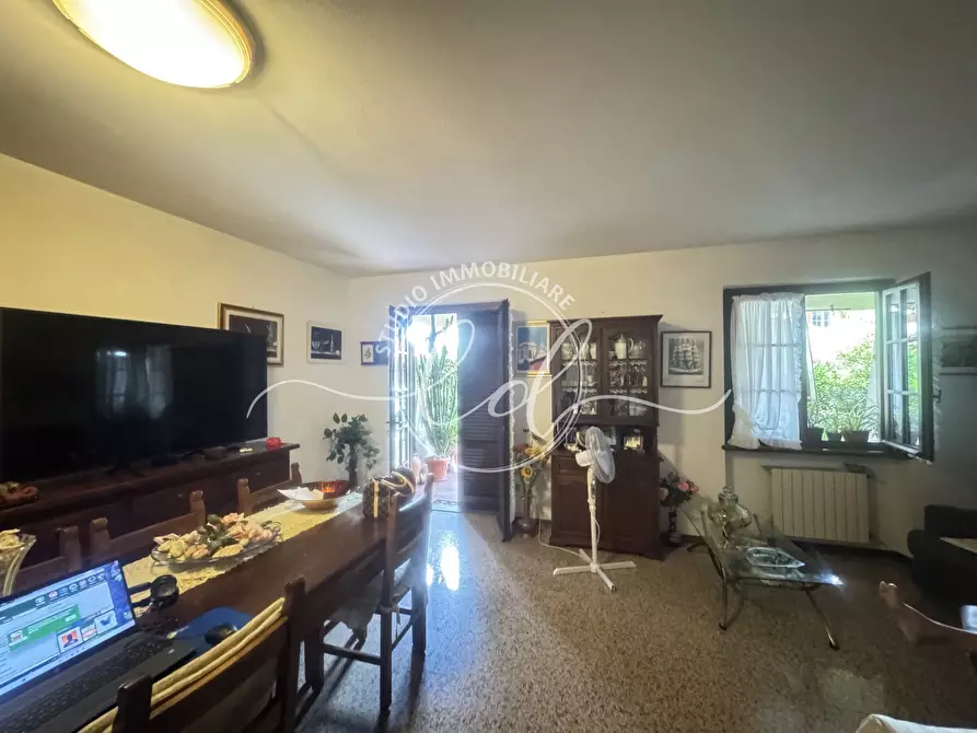 Immagine 9 di Villetta a schiera in vendita  a Seravezza