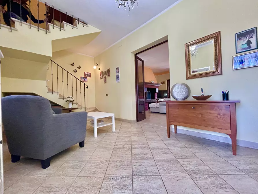 Immagine 48 di Villa in vendita  a Pietrasanta