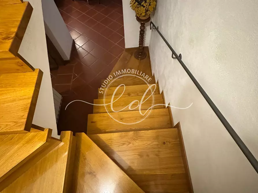 Immagine 17 di Porzione di casa in affitto  a Seravezza