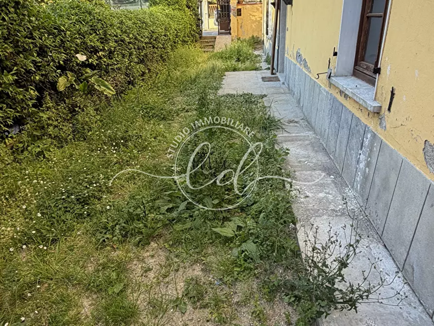 Immagine 4 di Porzione di casa in vendita  a Seravezza