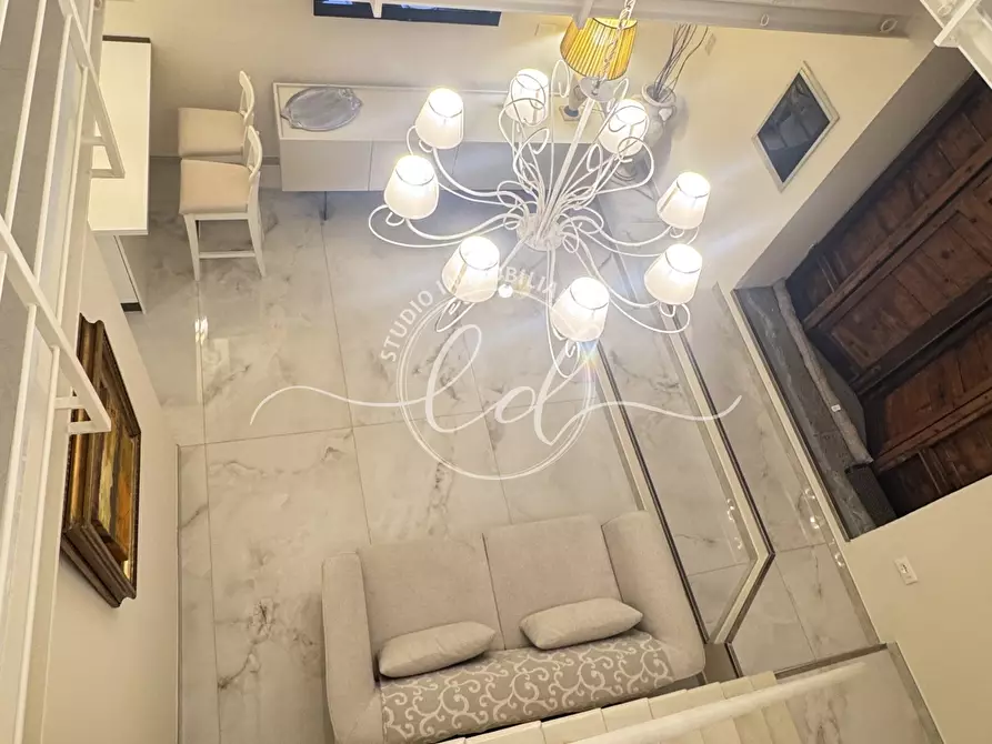 Immagine 41 di Loft/Open space in vendita  a Pietrasanta