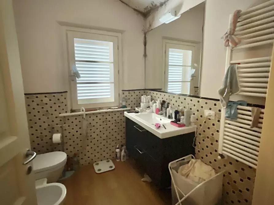 Immagine 51 di Villa in vendita  a Pietrasanta