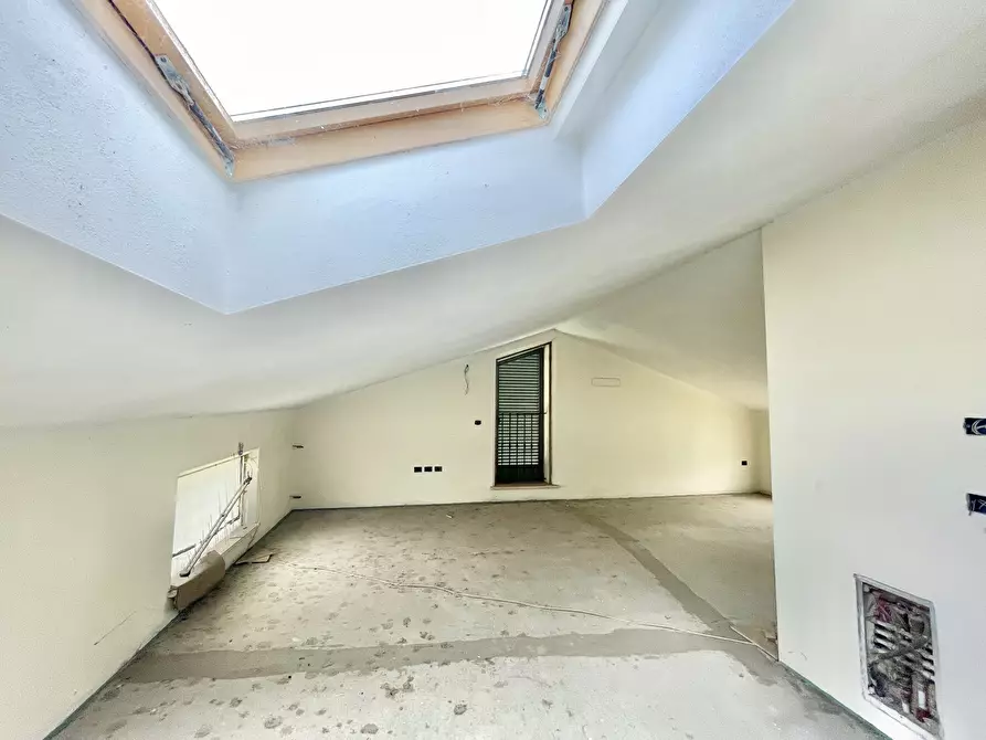 Immagine 29 di Casa indipendente in vendita  a Massarosa