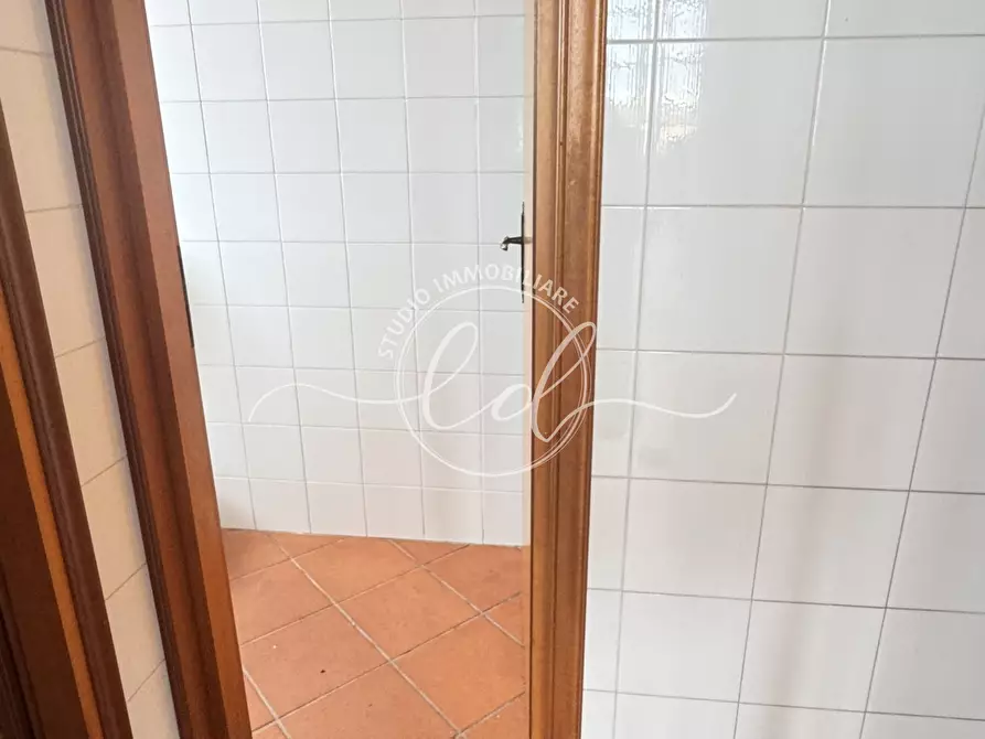 Immagine 7 di Porzione di casa in vendita  a Camaiore