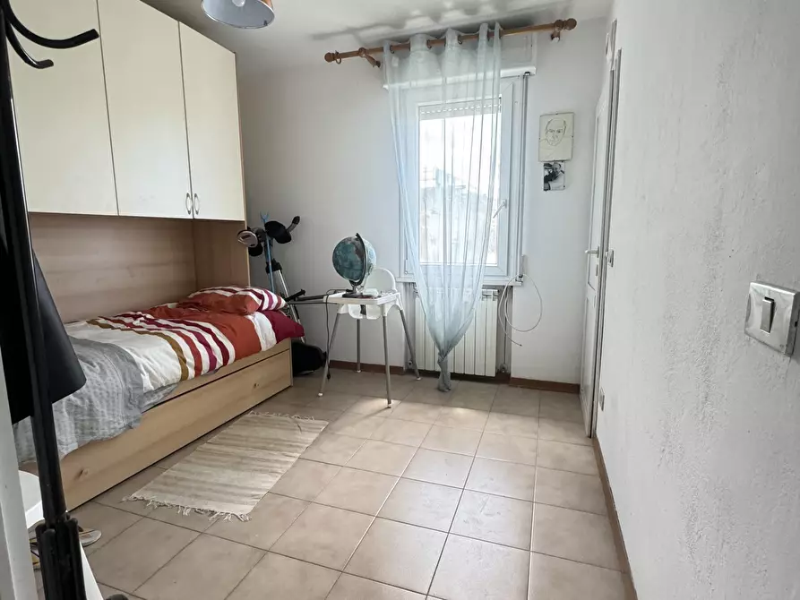 Immagine 24 di Porzione di casa in vendita  a Pietrasanta