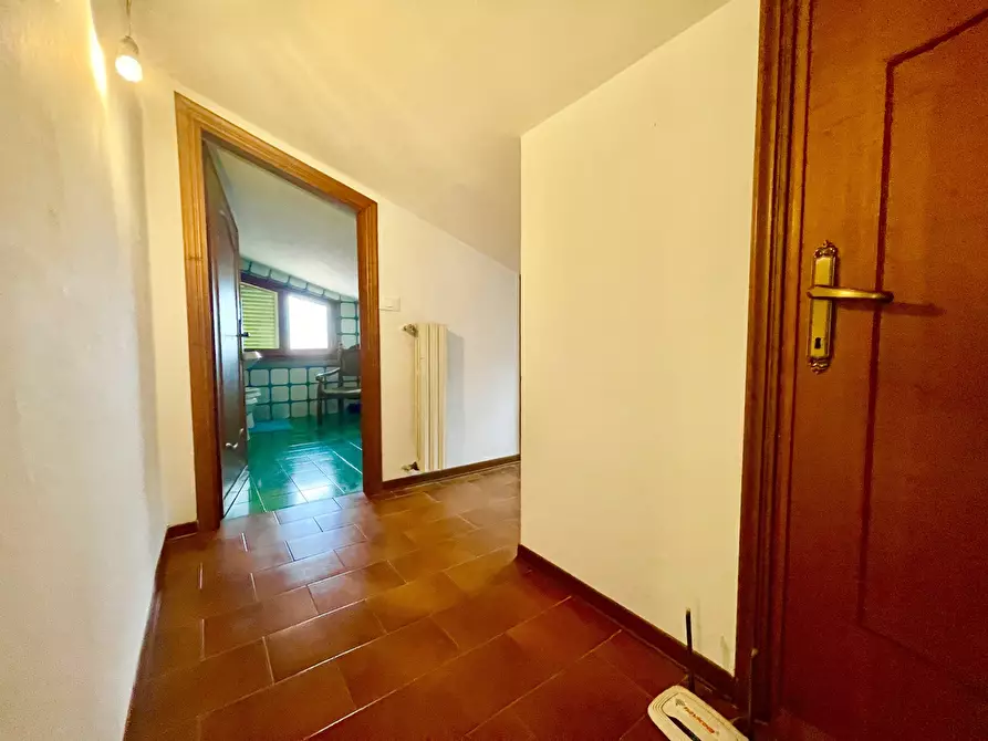 Immagine 43 di Casa indipendente in vendita  a Montignoso