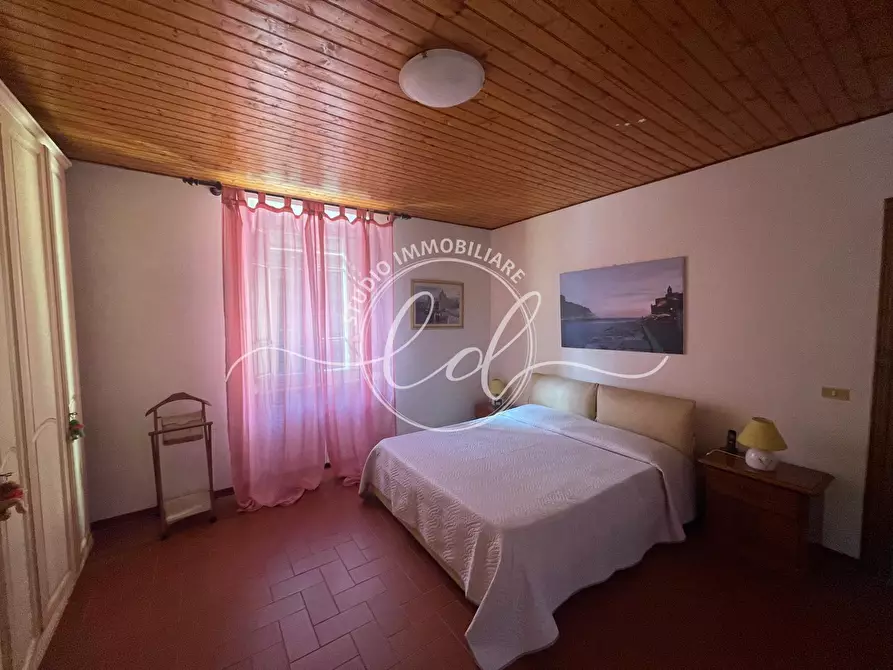 Immagine 21 di Porzione di casa in vendita  a Massarosa