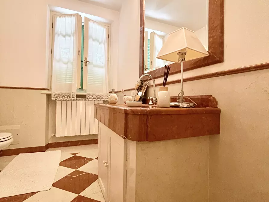 Immagine 20 di Porzione di casa in vendita  a Seravezza