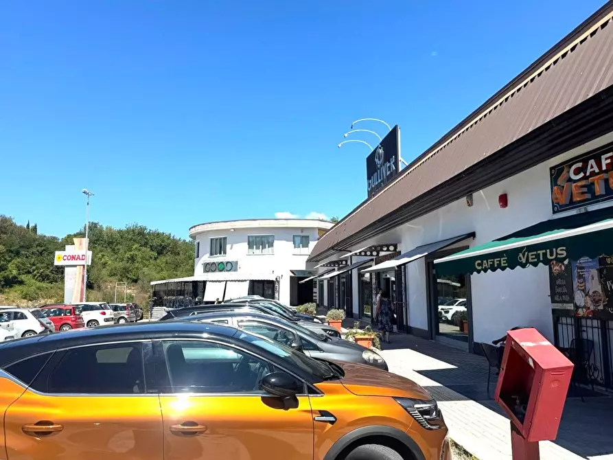 Immagine 17 di Ufficio in vendita  in Viale Fabrateria Vetus a Ceccano