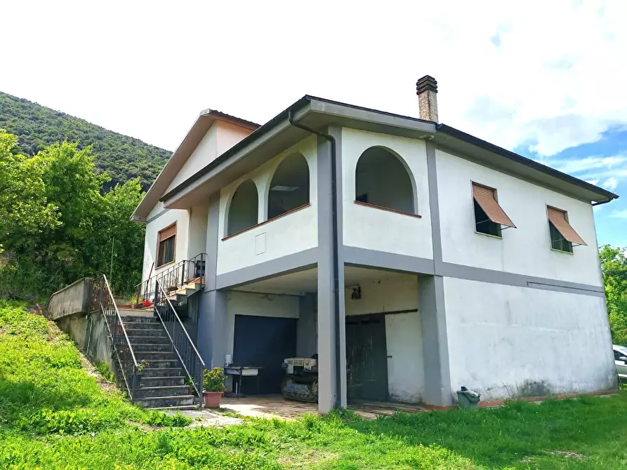 Immagine 11 di Villa in vendita  in Via Carpinetana Ovest a Segni