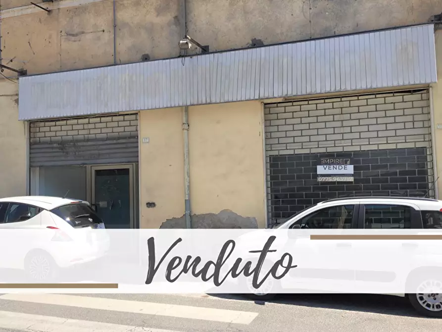 Immagine 1 di Locale commerciale in vendita  in Via della Peschiera a Anagni