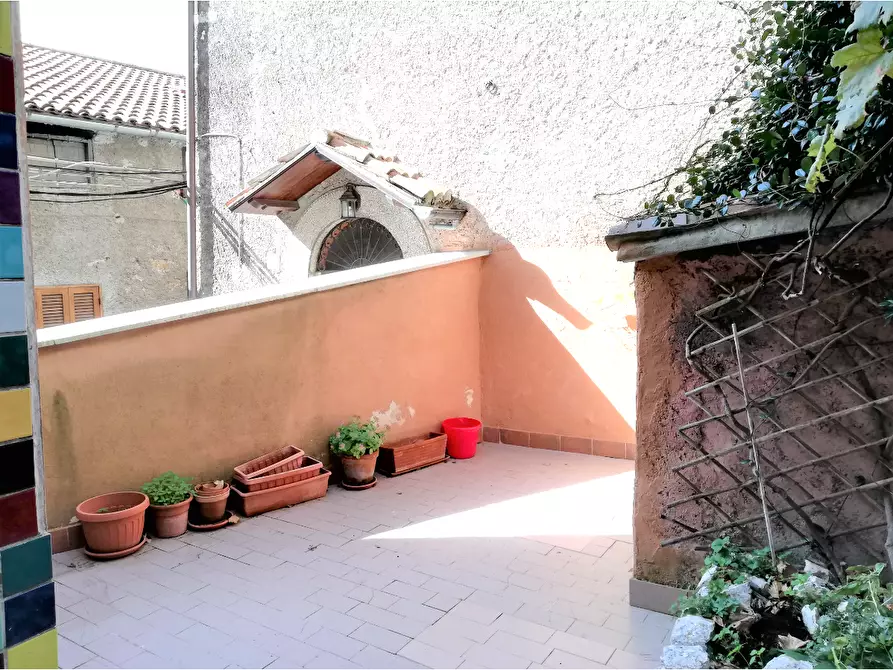 Immagine 14 di Appartamento in vendita  in Via Giuseppe Garibaldi a Segni