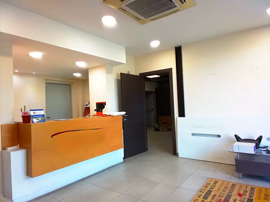 Immagine 9 di Attività artigianale in vendita  in Via ASI a Frosinone