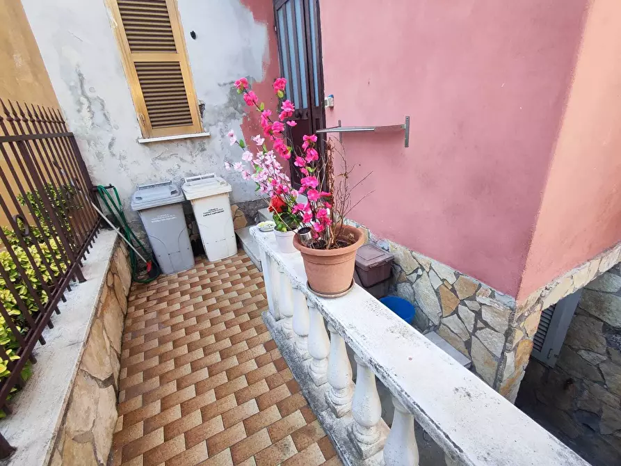 Immagine 5 di Bilocale in vendita  in Via Ravenna 20 a Guidonia Montecelio