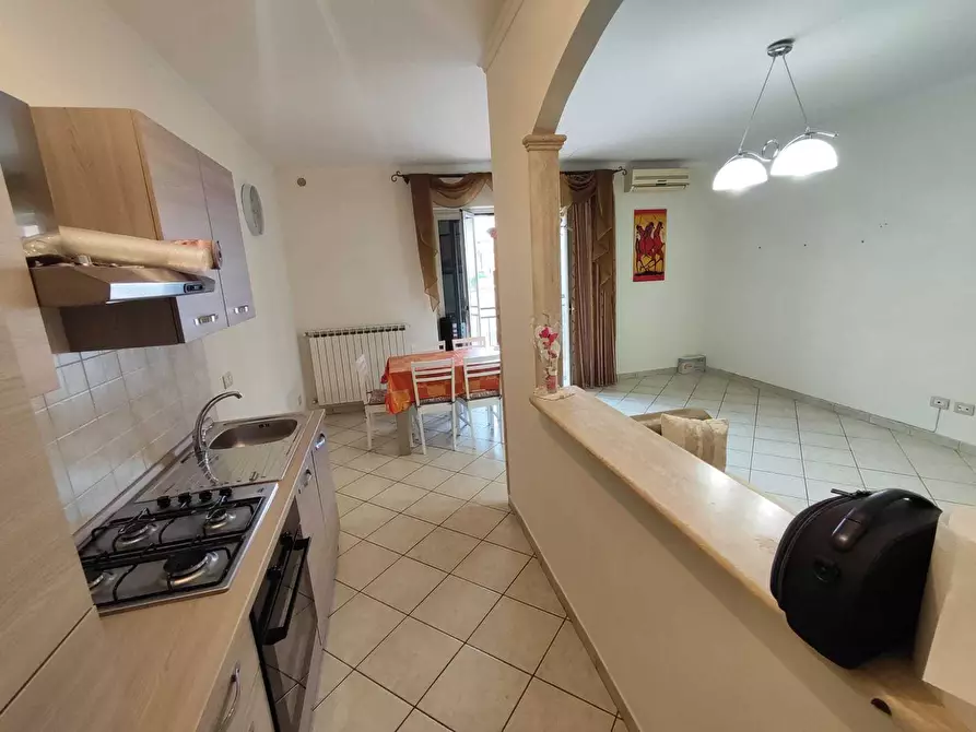 Immagine 1 di Trilocale in vendita  in VIA GUGLIELMO OBERDAN 19 a Guidonia Montecelio