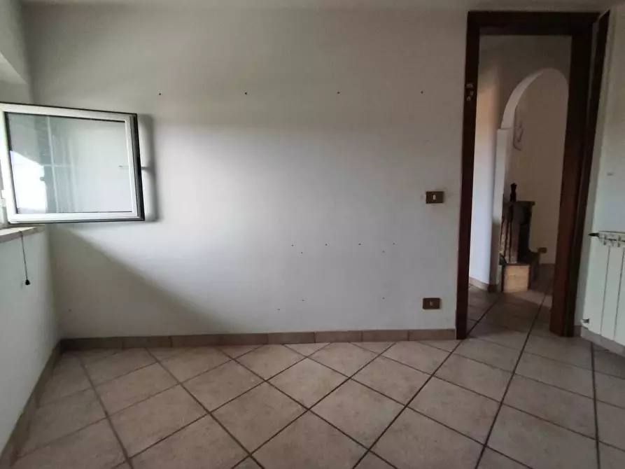 Immagine 15 di Trilocale in vendita  in Via Colle del sole 22 a Guidonia Montecelio