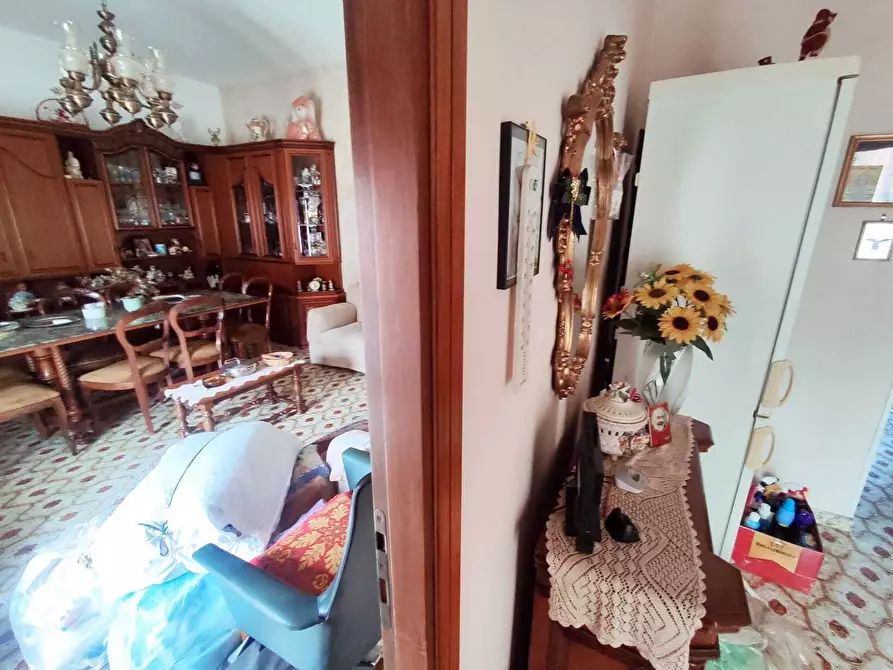 Immagine 10 di Trilocale in vendita  in Via Luigi Settembrini 6 a Guidonia Montecelio