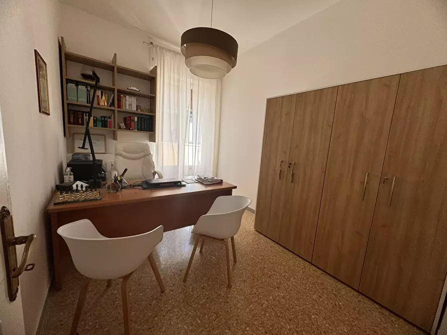 Immagine 11 di Ufficio in affitto  in PIAZZA ARRINGO a Ascoli Piceno