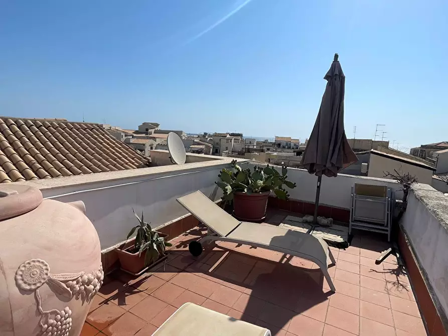 Immagine 4 di Quadrilocale in vendita  in Via Resalibera 41 a Siracusa