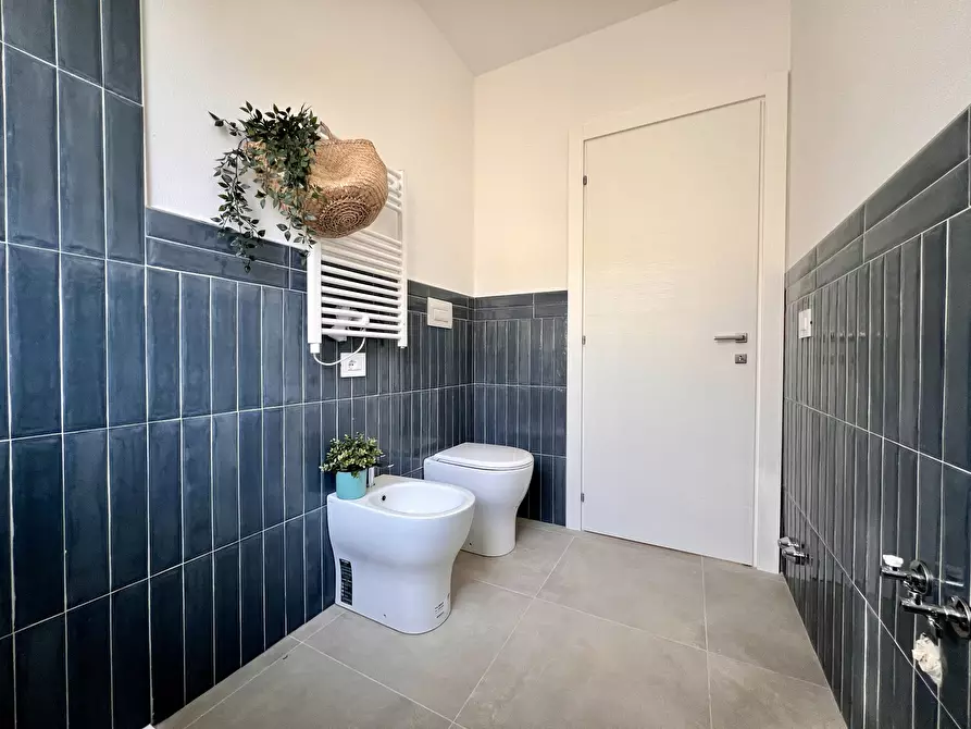 Immagine 32 di Trilocale in vendita  in via dei tulippani a Cervia