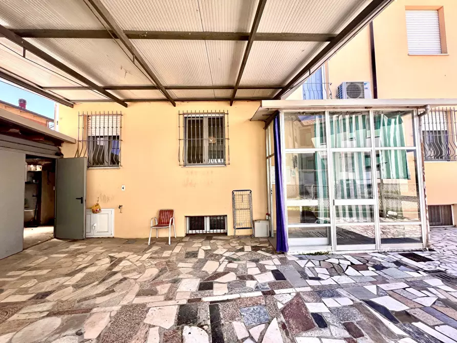 Immagine 2 di Porzione di casa in vendita  a Cesena