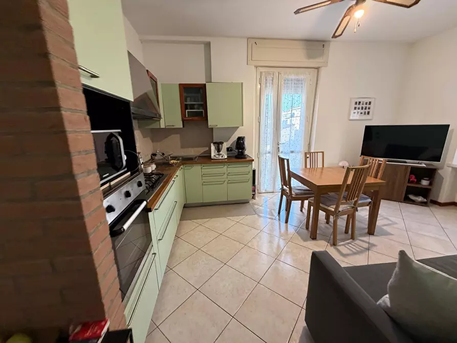 Immagine 2 di Bilocale in affitto  in Viale Antonio Gramsci 13 a Parma