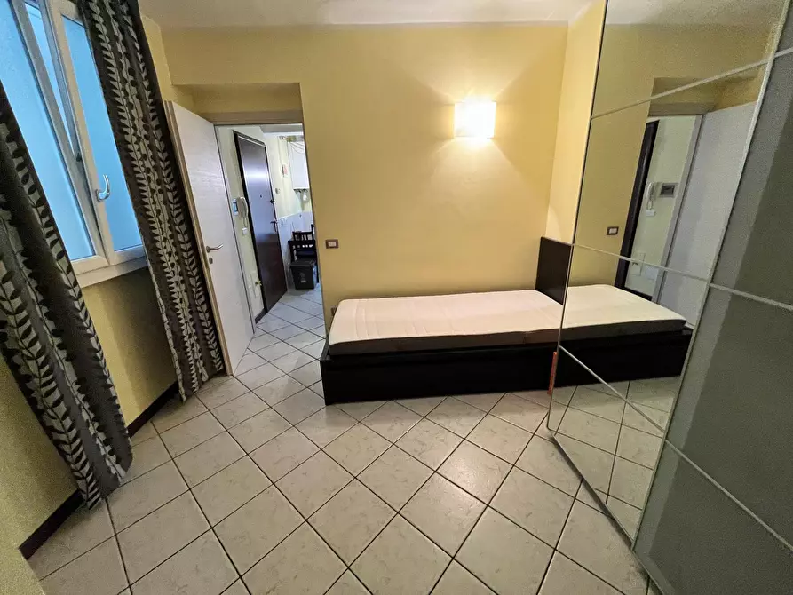 Immagine 11 di Bilocale in affitto  in Borgo delle Colonne 36 a Parma