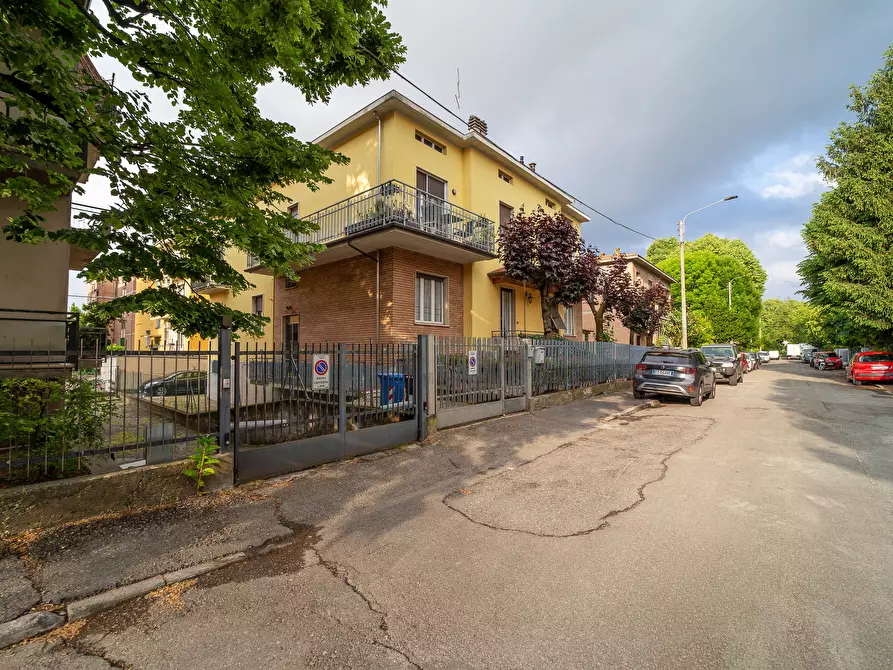 Immagine 2 di Trilocale in vendita  in Via Carlo Speranza 13 a Parma