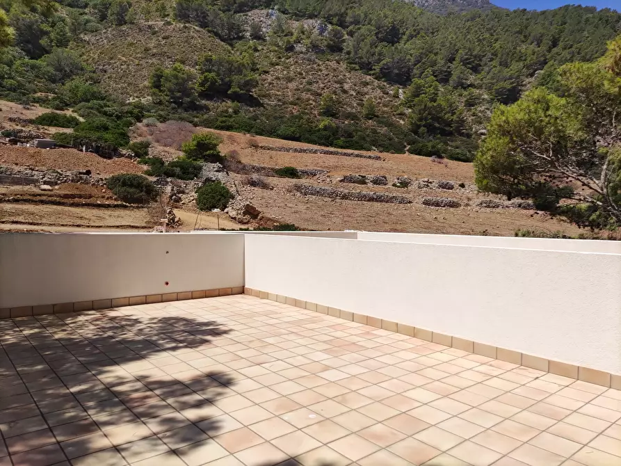 Immagine 10 di Bilocale in vendita  a Favignana