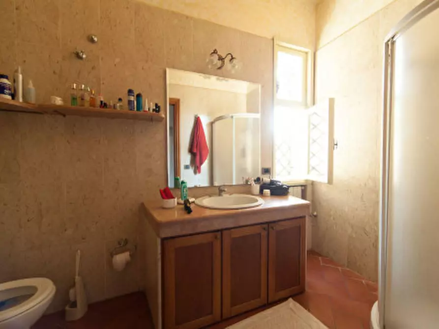 Immagine 38 di Villa in vendita  a Valderice