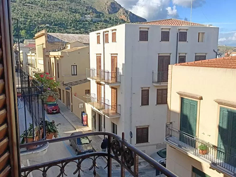 Immagine 1 di Pentalocale in vendita  a Castellammare Del Golfo