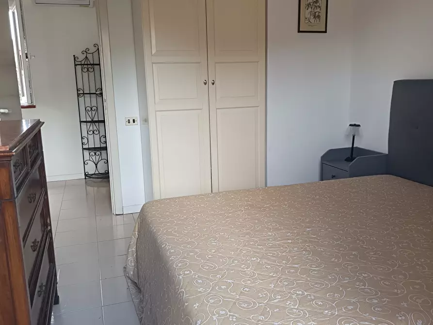 Immagine 8 di Villetta a schiera in vendita  in VIA ADONE 9 a Palermo