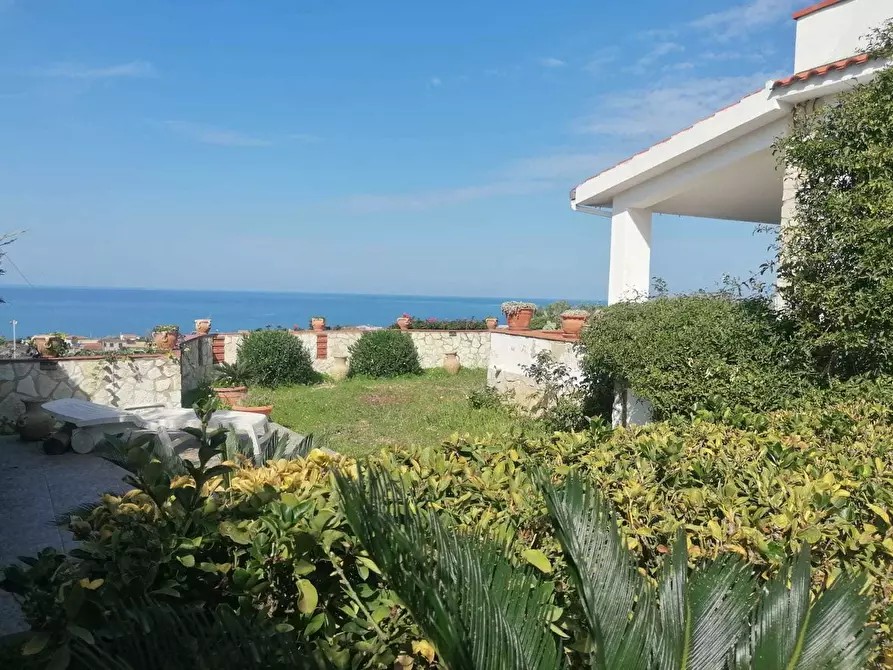 Immagine 2 di Villetta a schiera in vendita  a Trappeto