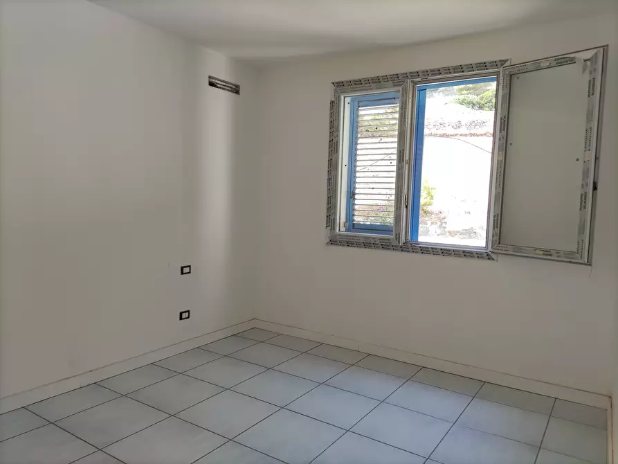 Immagine 6 di Bilocale in vendita  a Favignana