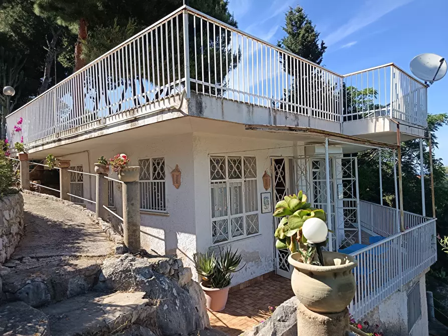 Immagine 25 di Villa in vendita  a Trabia
