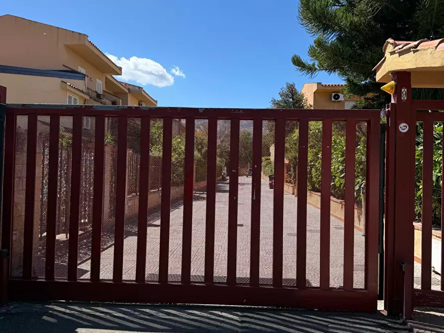 Immagine 28 di Villetta a schiera in vendita  in VIA ADONE 9 a Palermo