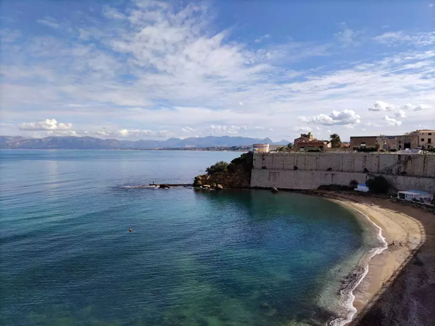 Immagine 2 di Pizzeria / Pub in vendita  in Via Don Leonardo Zangara 999 a Castellammare Del Golfo