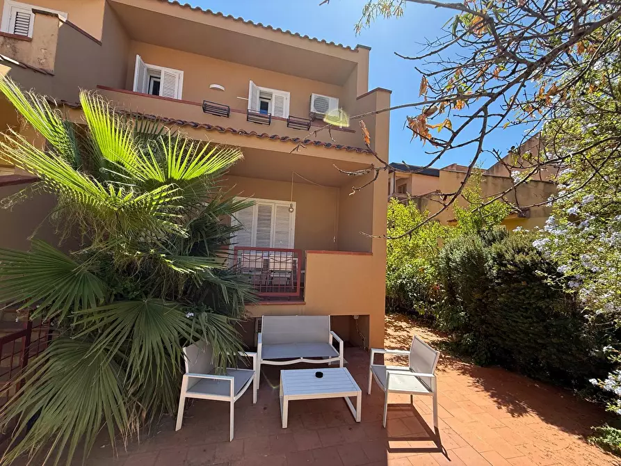 Immagine 30 di Villetta a schiera in vendita  in VIA ADONE 9 a Palermo
