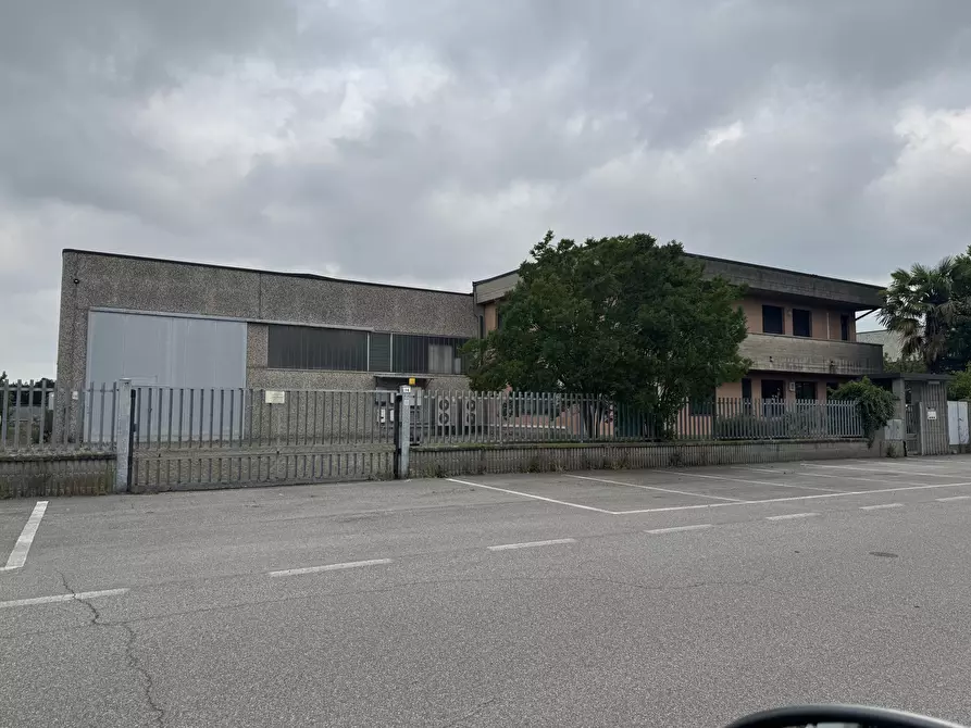 Immagine 8 di Laboratorio in affitto  in Via Lombardia 18 a Cornegliano Laudense