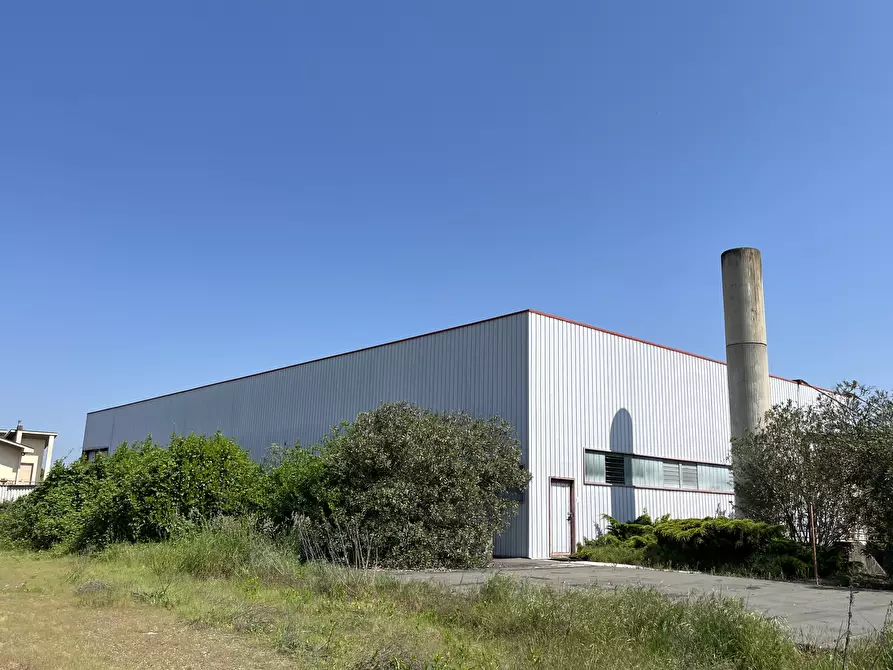 Immagine 14 di Capannone industriale in vendita  in Via Tortona 21 a Vigevano